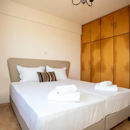 Citywitch 7, 103 * Larnaca